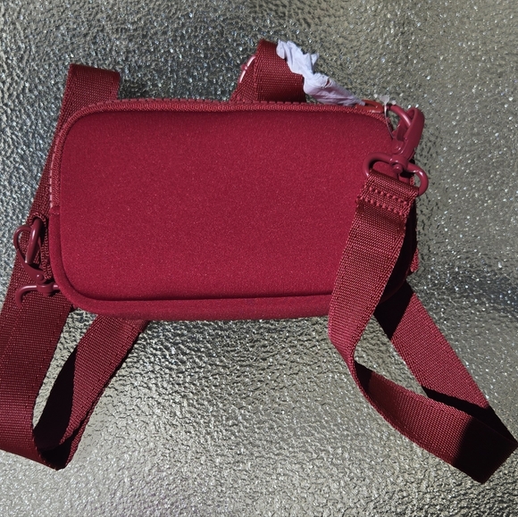 Dagne Dover Rich Red Crossbody Bag - Picture 3 of 5